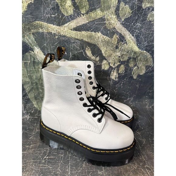 NEW Dr. Martens Jadon 8-Eye White Boot Size 8 - Picture 4 of 6